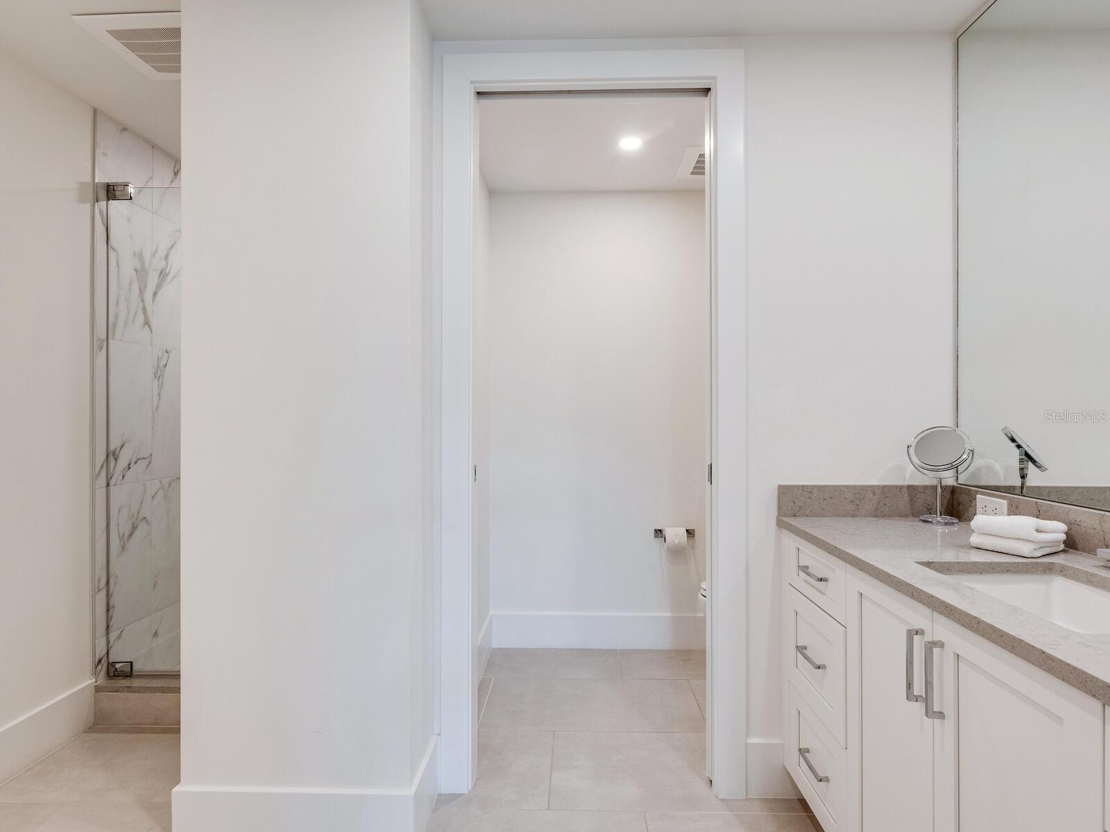 1035 SEASIDE DR #308