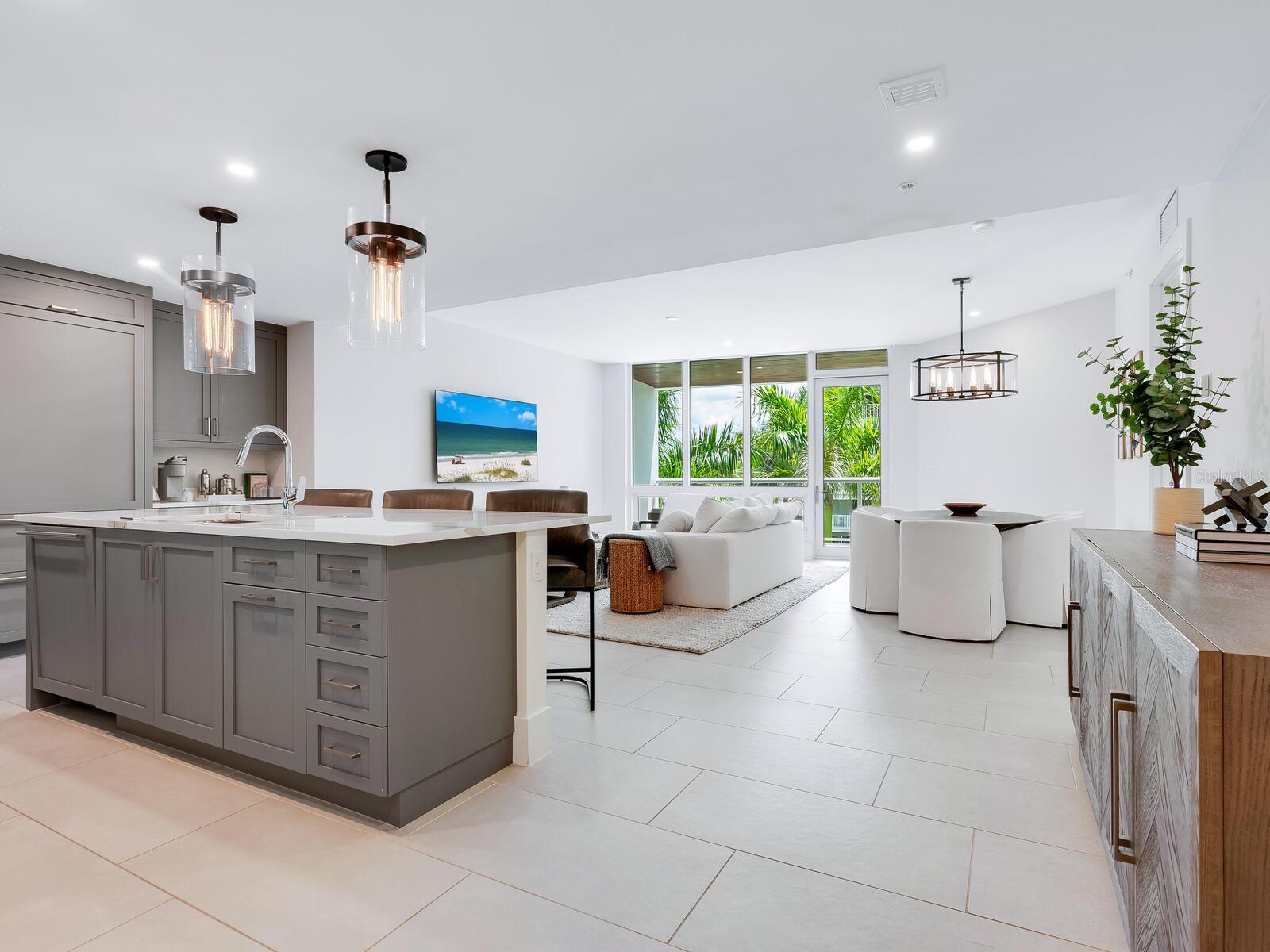 1035 SEASIDE DR #308