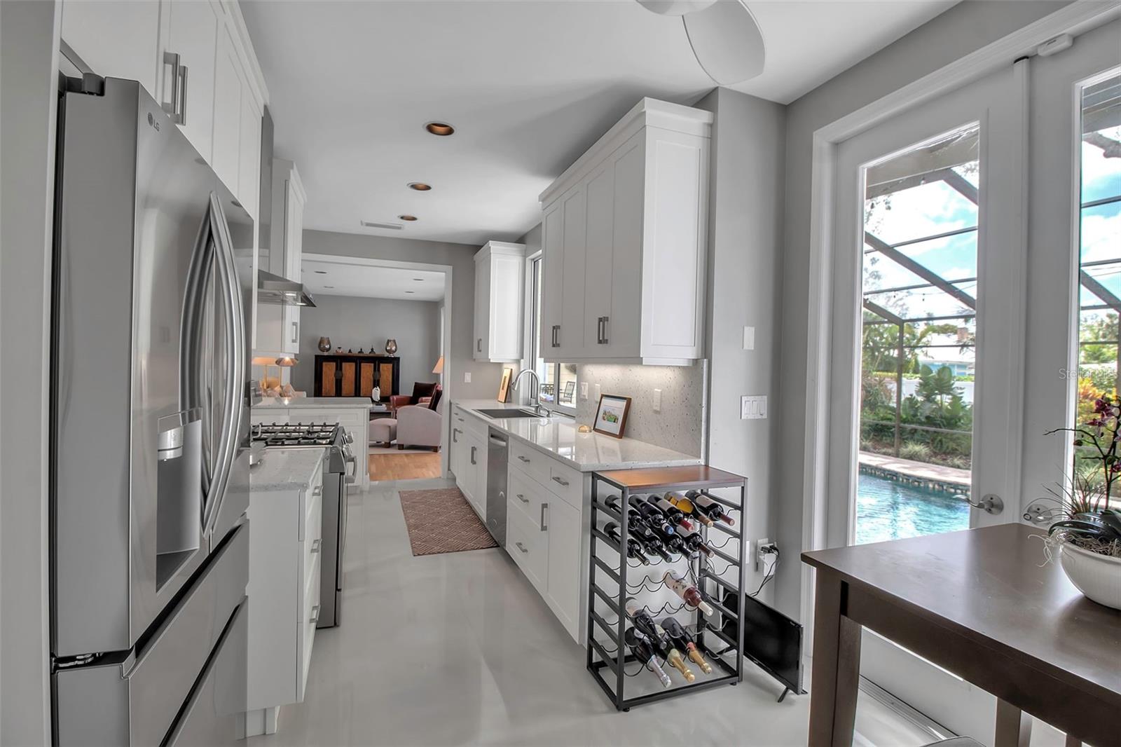 980 S ORANGE AVE