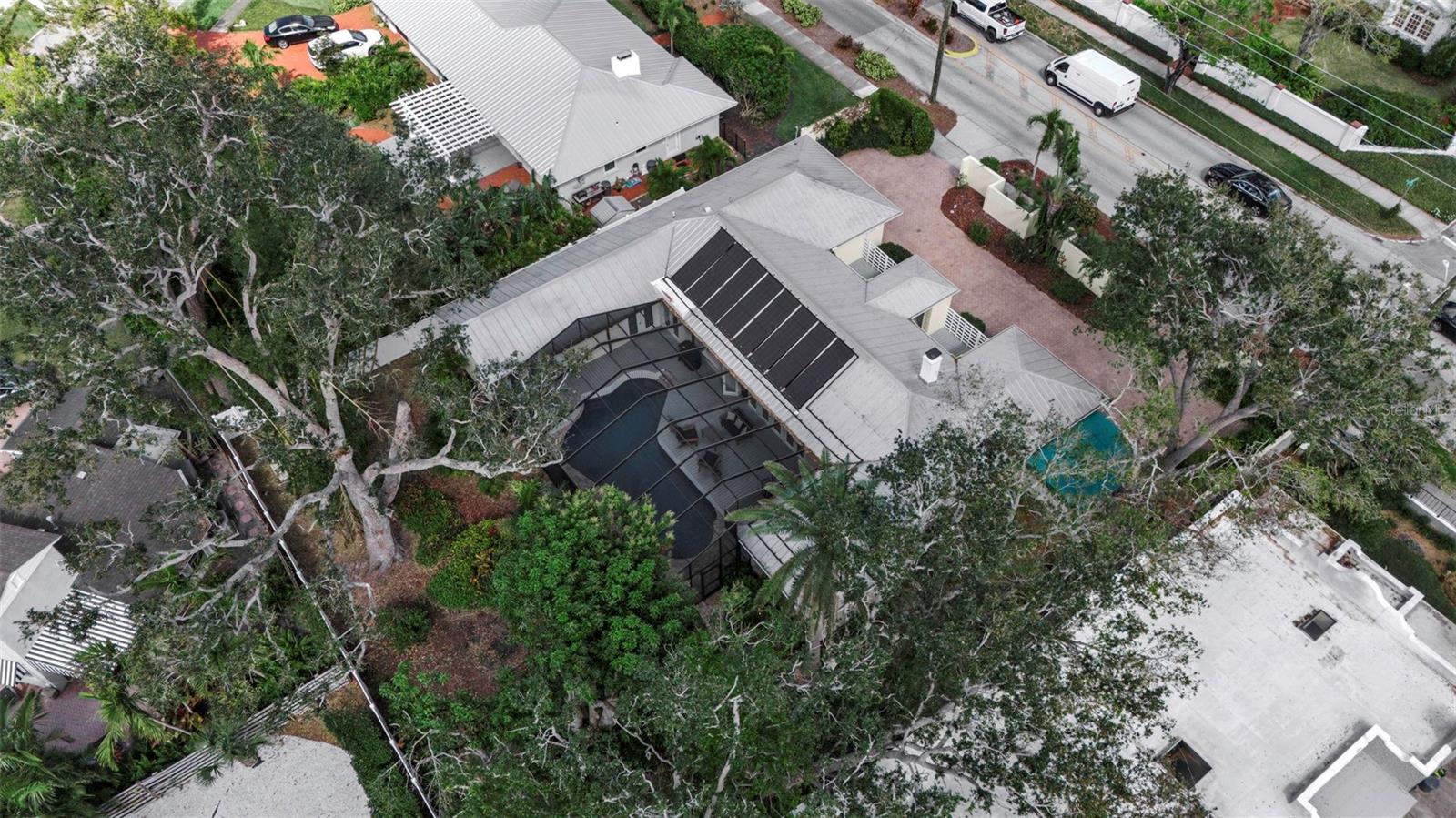 980 S ORANGE AVE