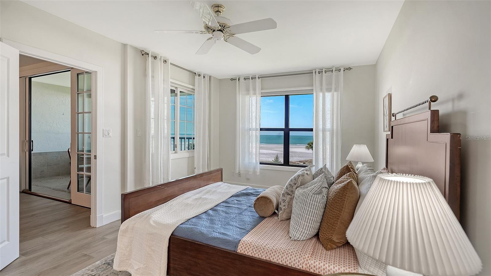 5740 MIDNIGHT PASS RD #405