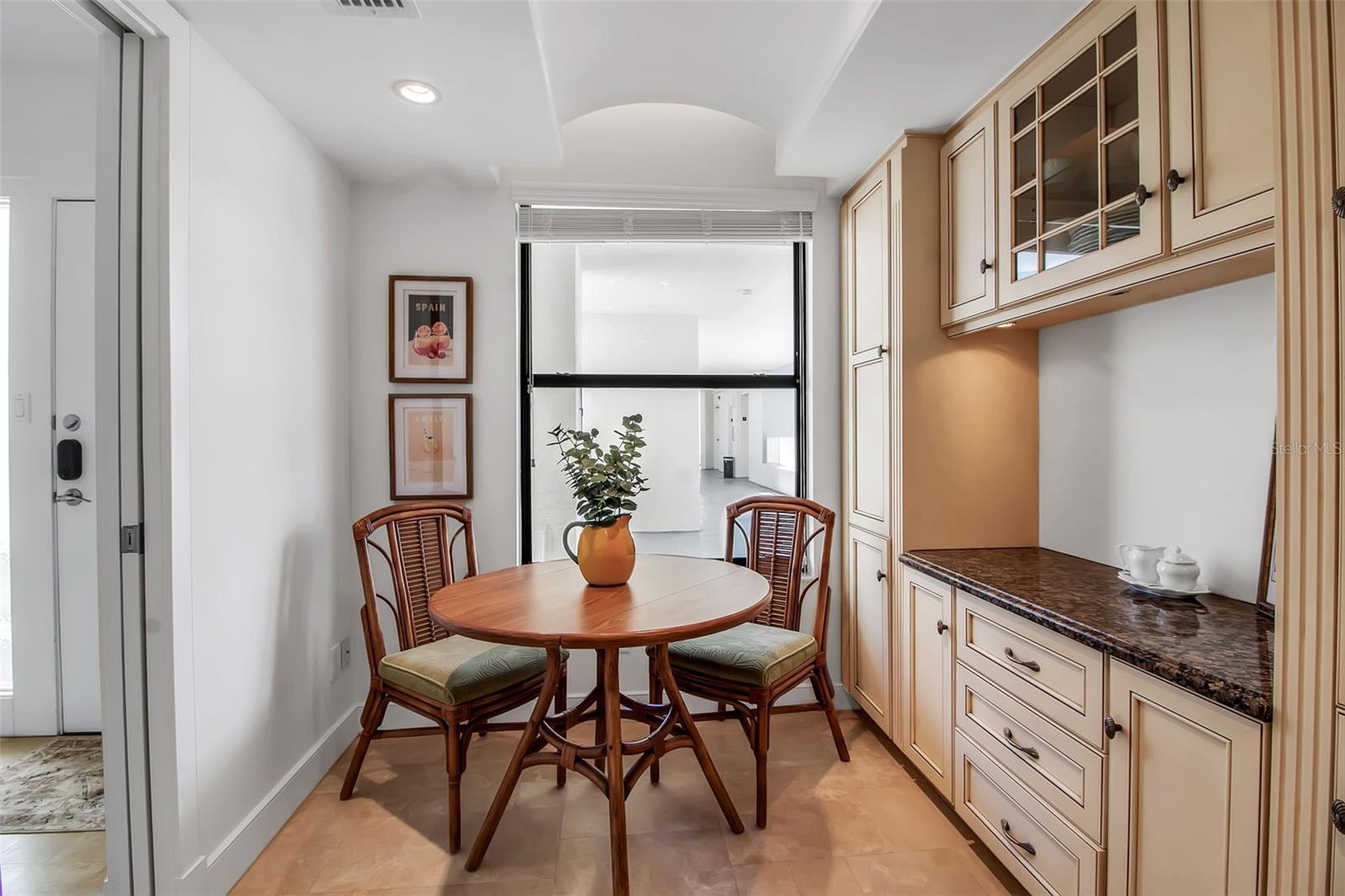 5740 MIDNIGHT PASS RD #405