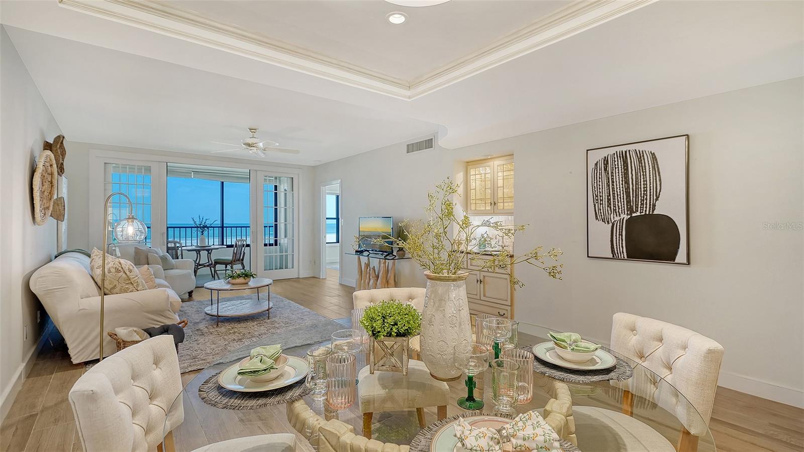 5740 MIDNIGHT PASS RD #405