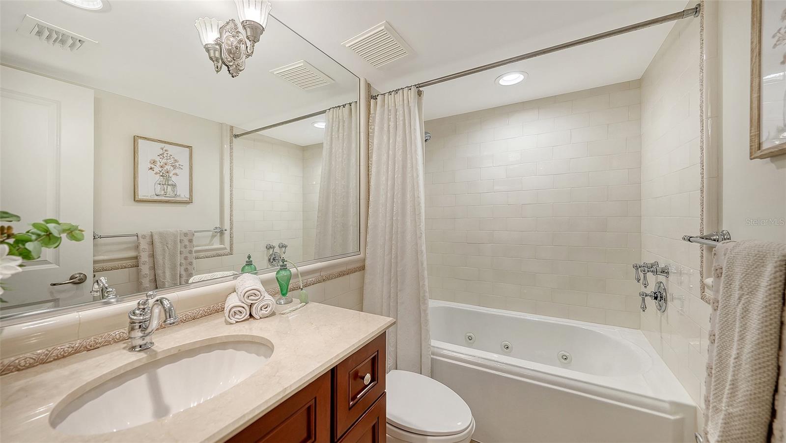 5740 MIDNIGHT PASS RD #405