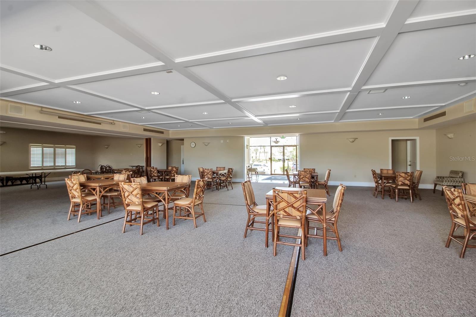 5740 MIDNIGHT PASS RD #405