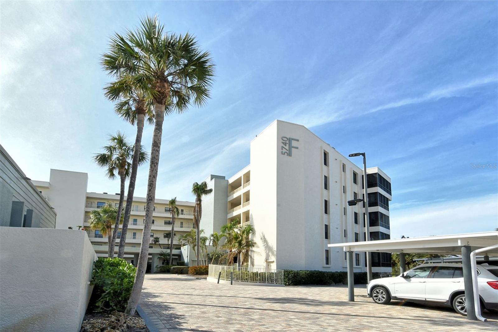 5740 MIDNIGHT PASS RD #405