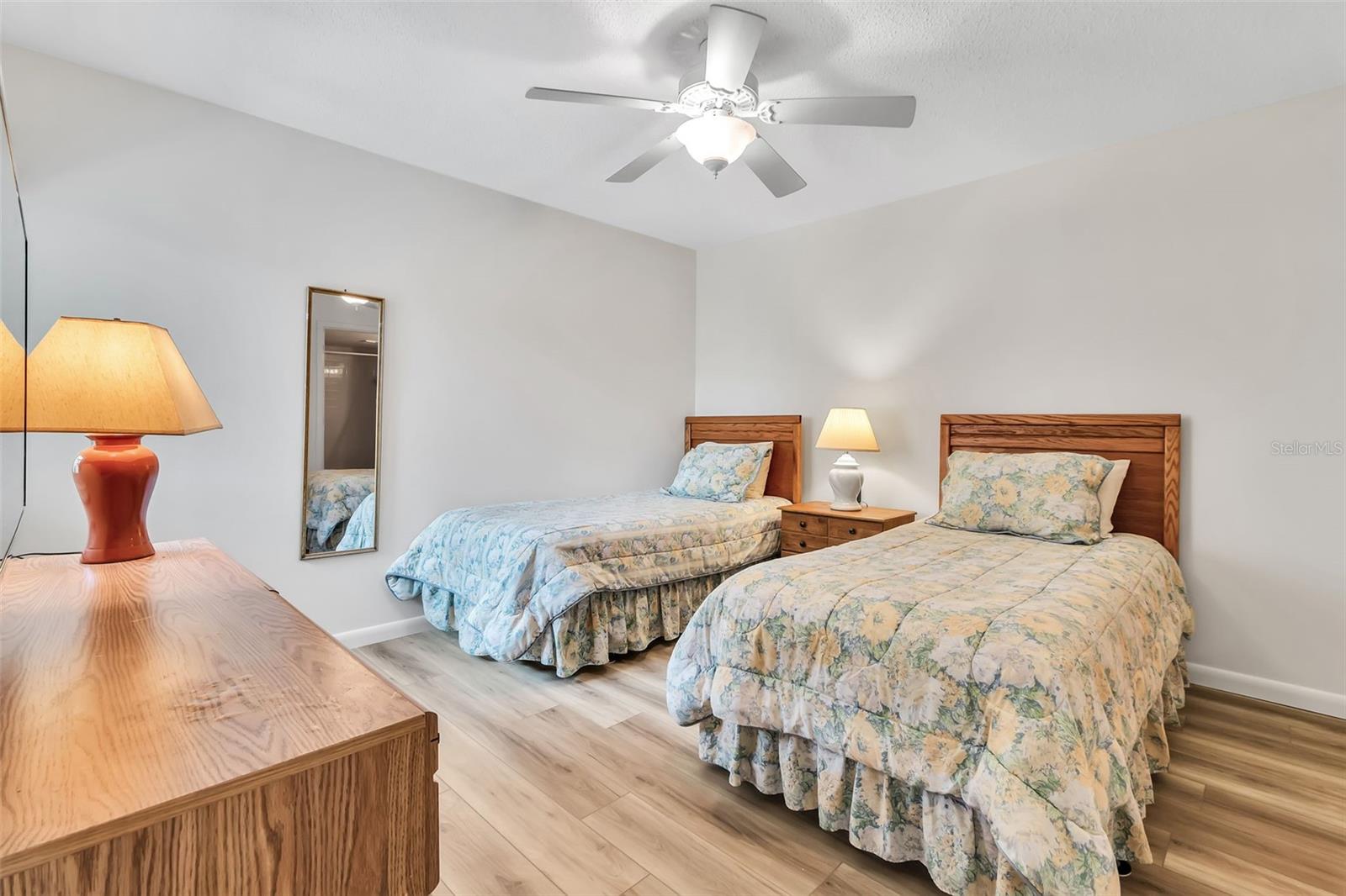 5224 LAKE VILLAGE DR #67