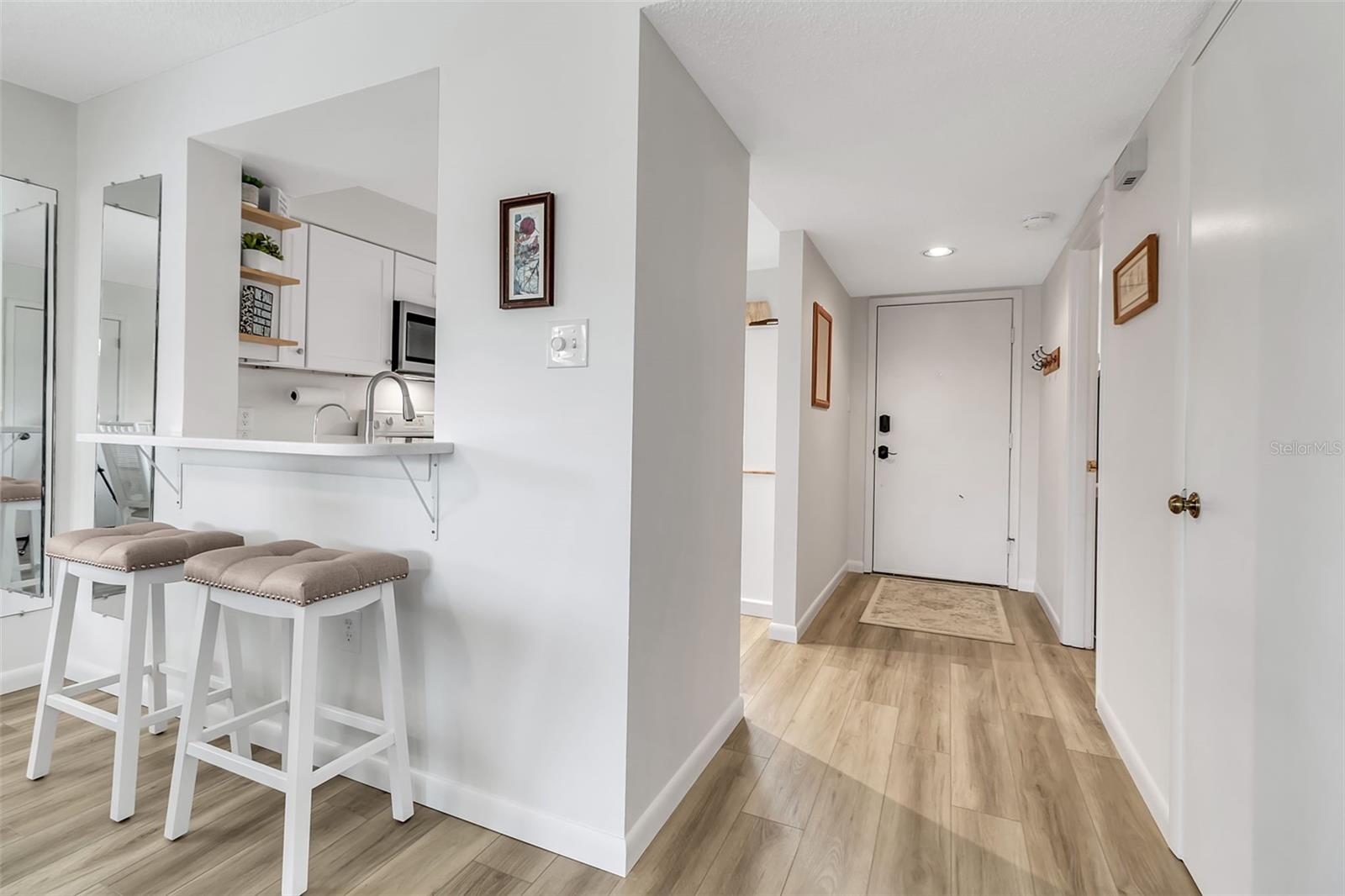 5224 LAKE VILLAGE DR #67