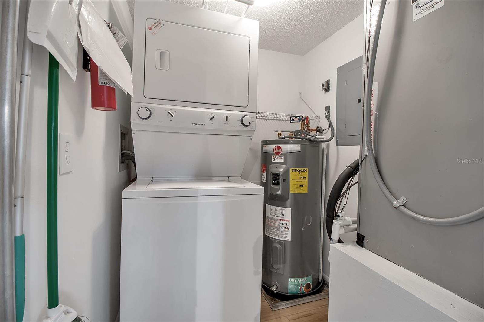 5224 LAKE VILLAGE DR #67