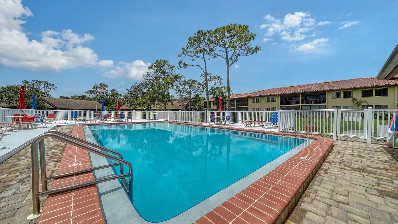 5224 LAKE VILLAGE DR #67