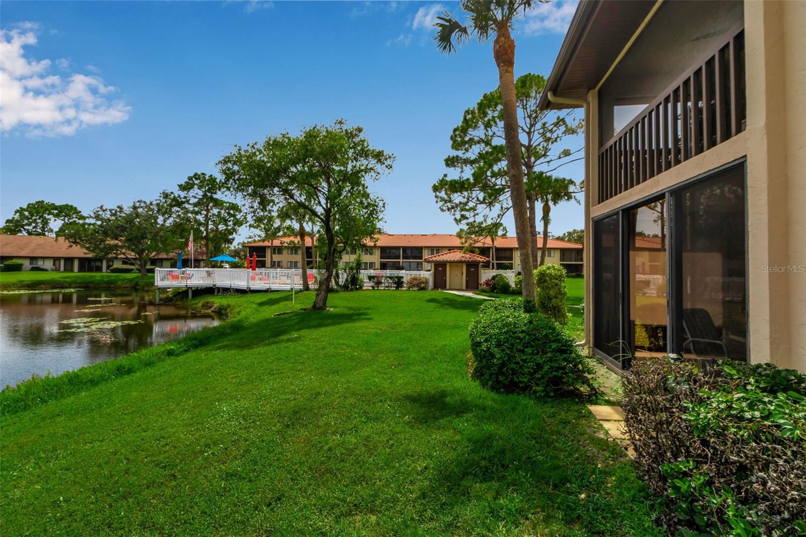 5224 LAKE VILLAGE DR #67