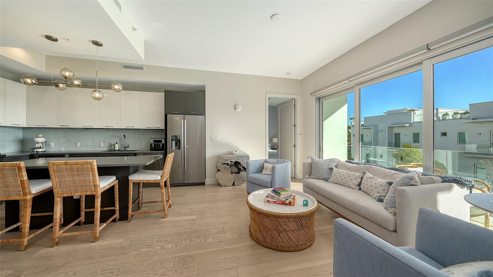 635 S ORANGE AVE #304