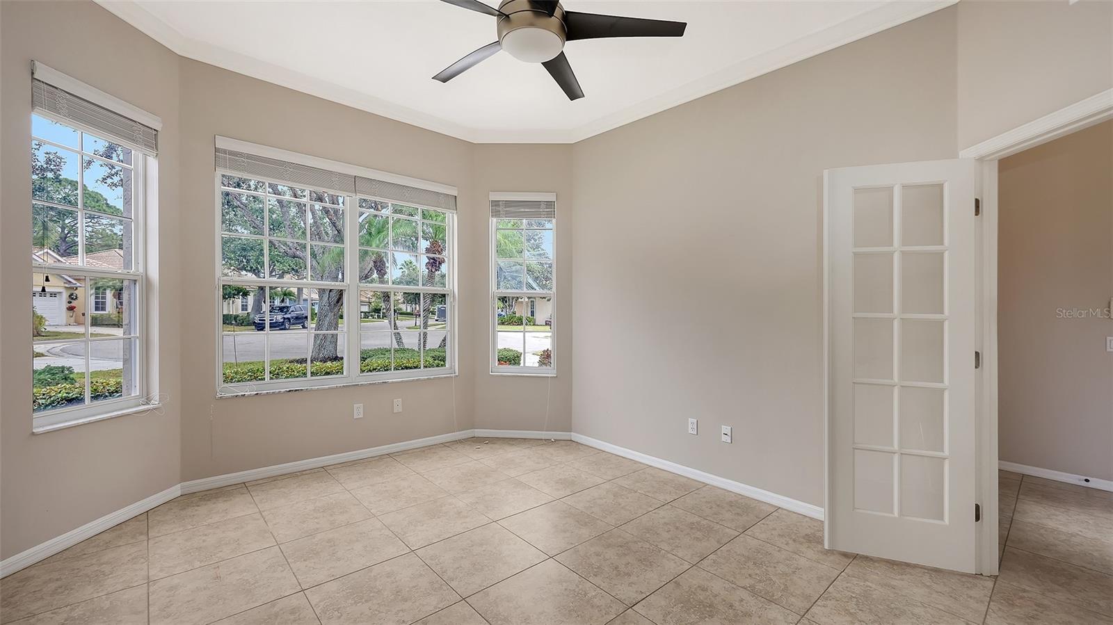 4404 REFLECTIONS PKWY