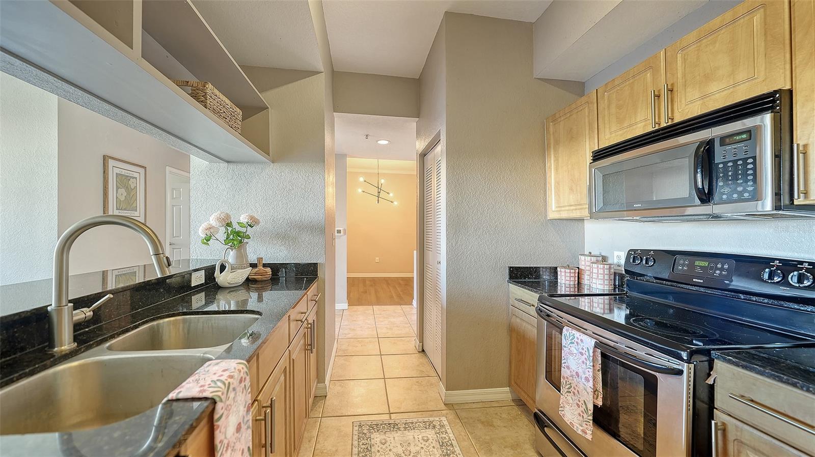 1064 N TAMIAMI TRL #1625