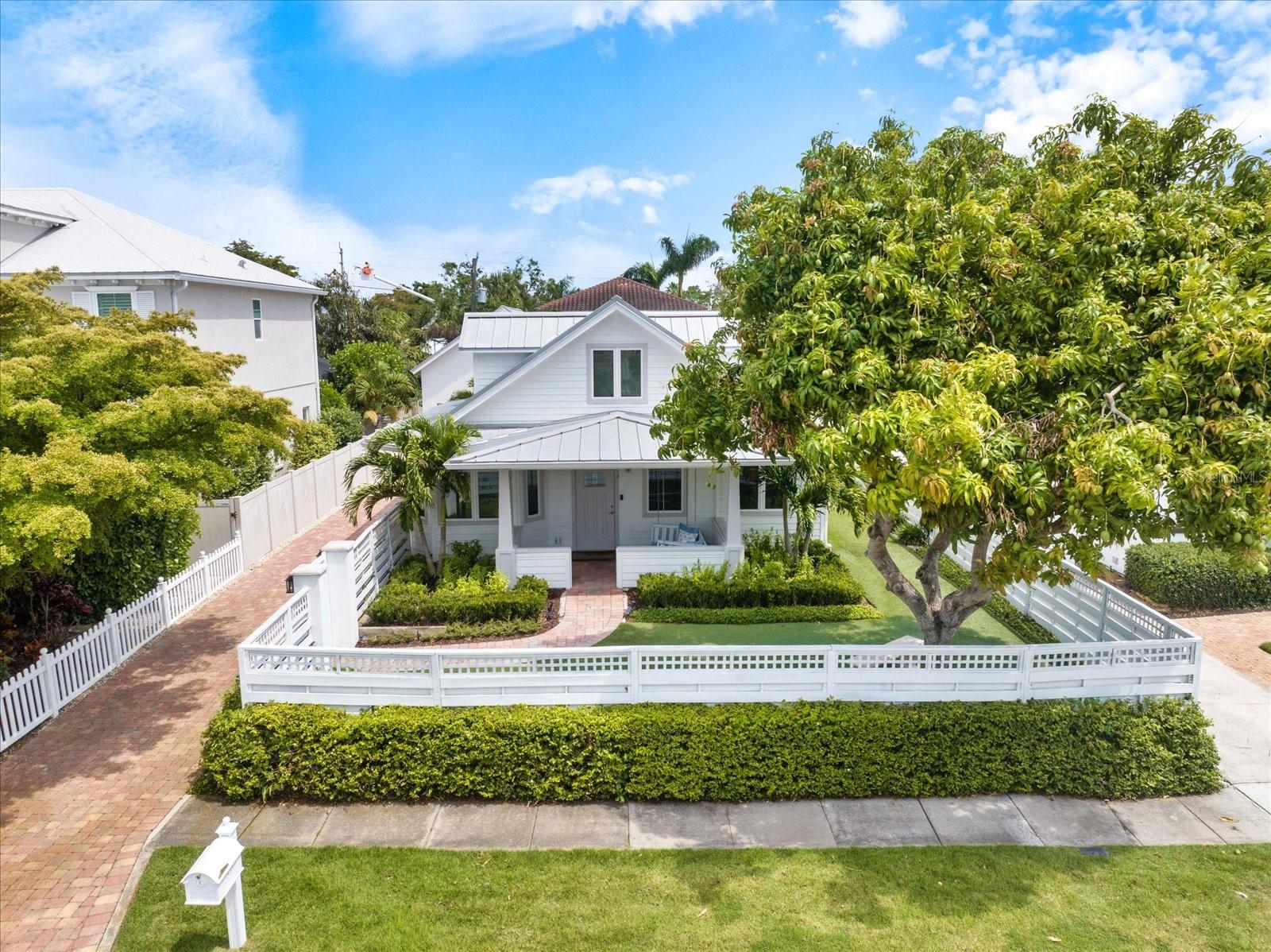 1841 DATURA ST