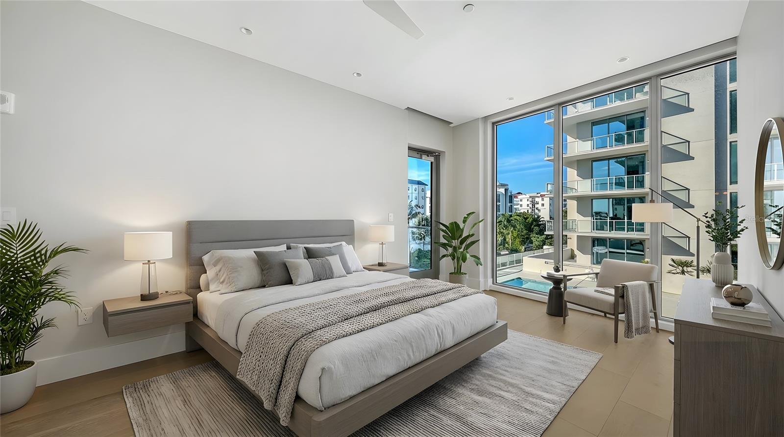 223 GOLDEN GATE PT #302