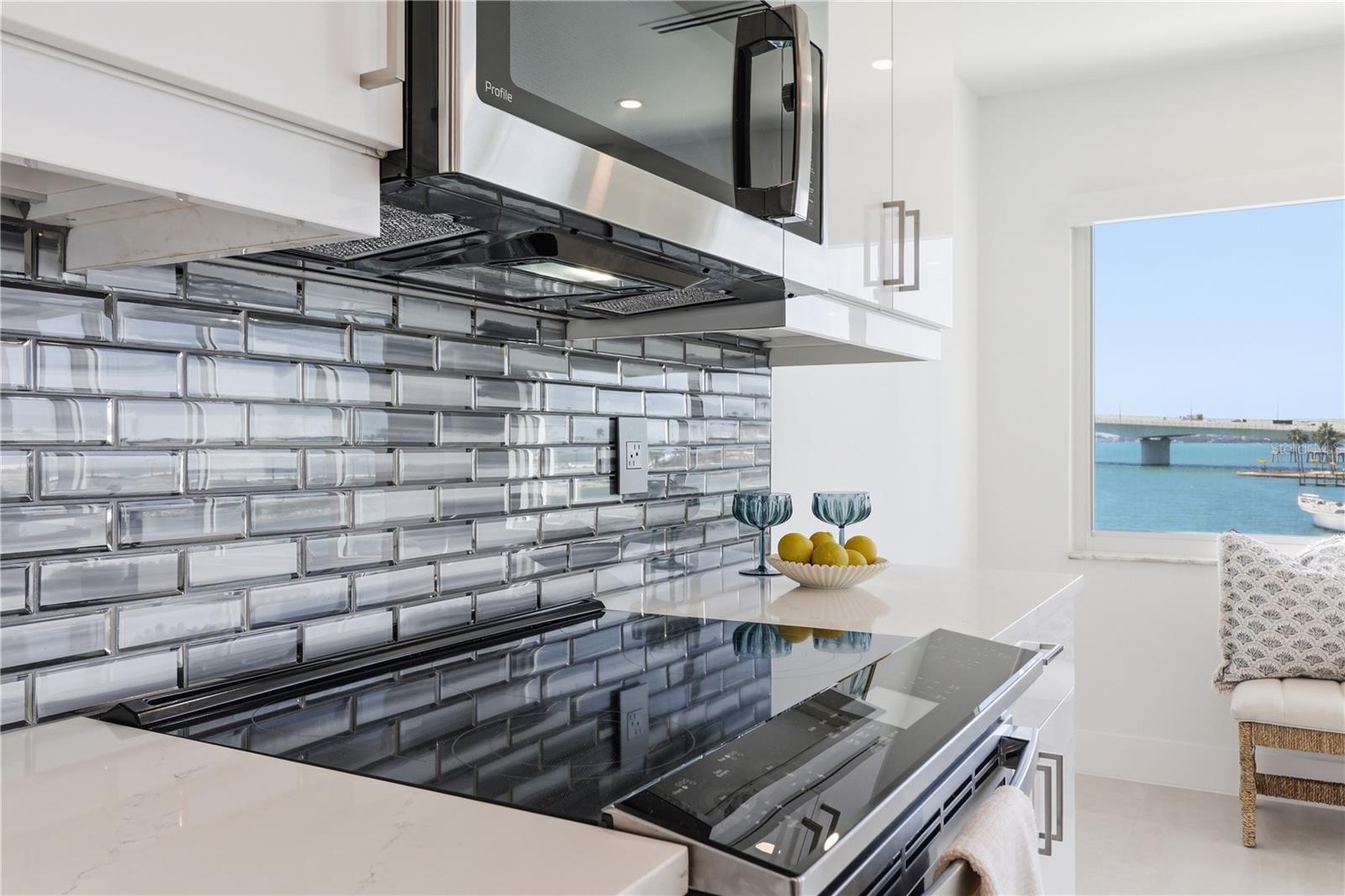 226 GOLDEN GATE PT #34