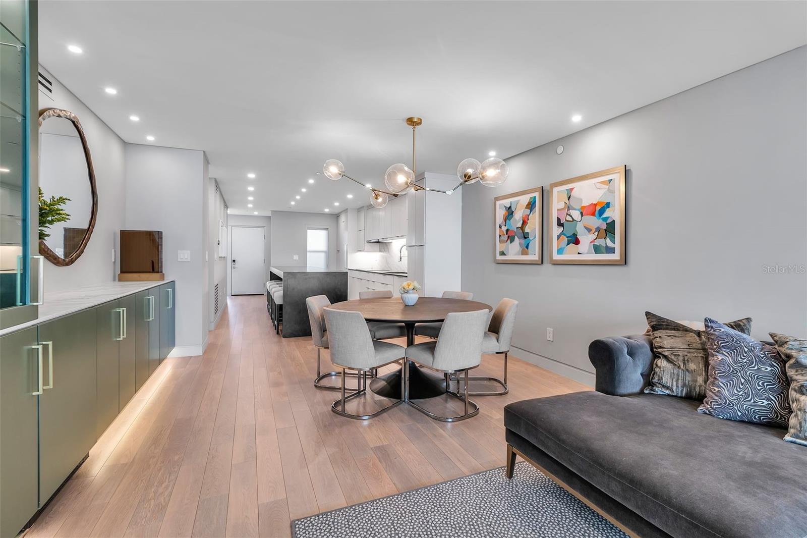 5740 MIDNIGHT PASS RD #403