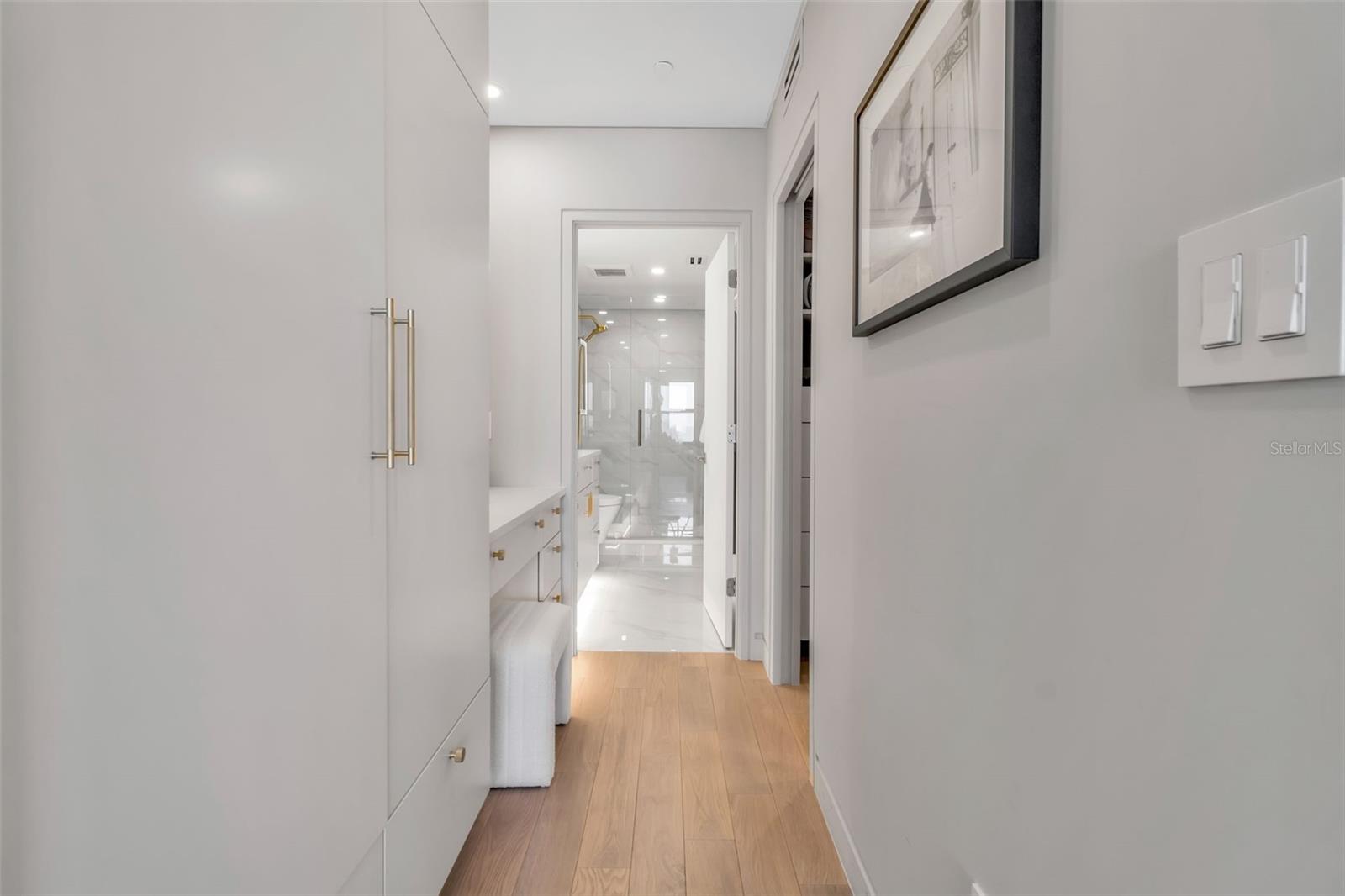 5740 MIDNIGHT PASS RD #403