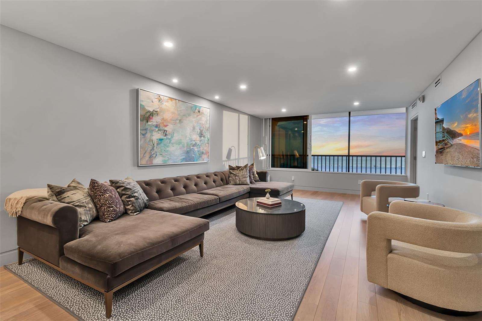 5740 MIDNIGHT PASS RD #403