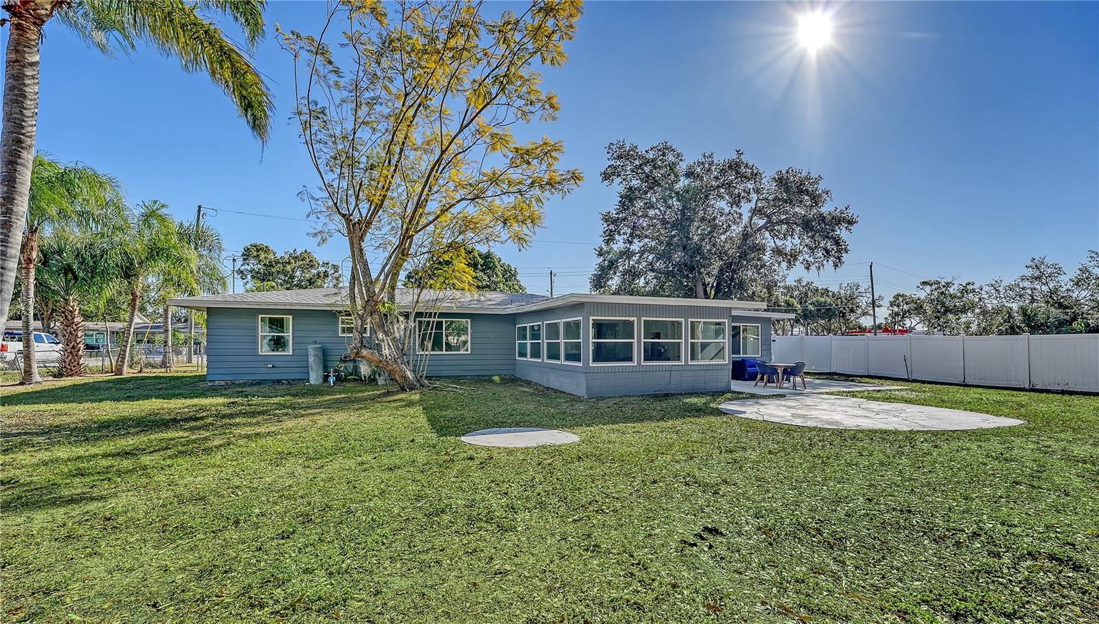209 BRIGGS CT