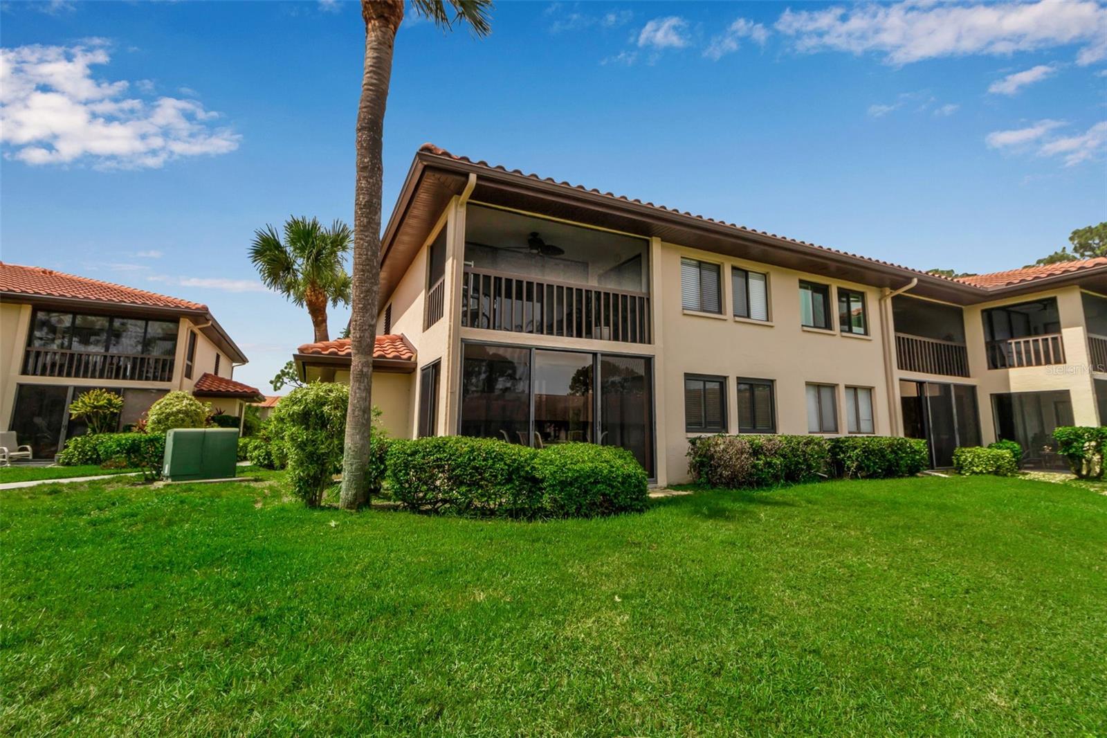 5224 LAKE VILLAGE DR #67