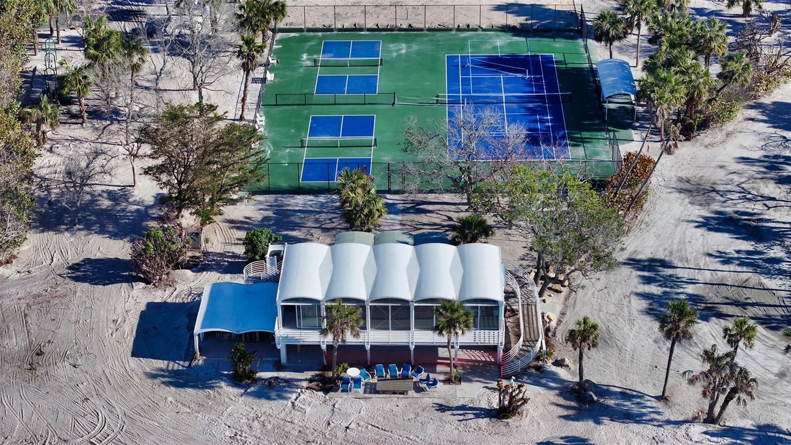 7340 PINE NEEDLE RD