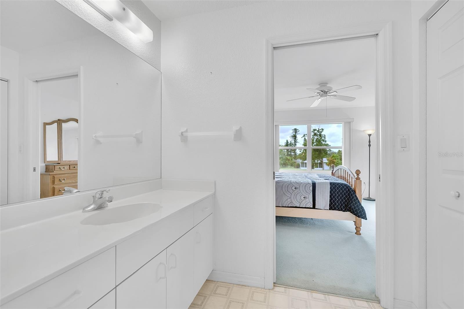 5725 GREENWOOD AVE #4201