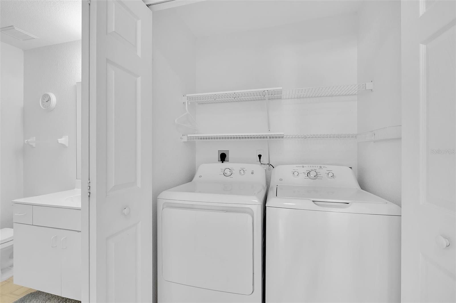 5725 GREENWOOD AVE #4201