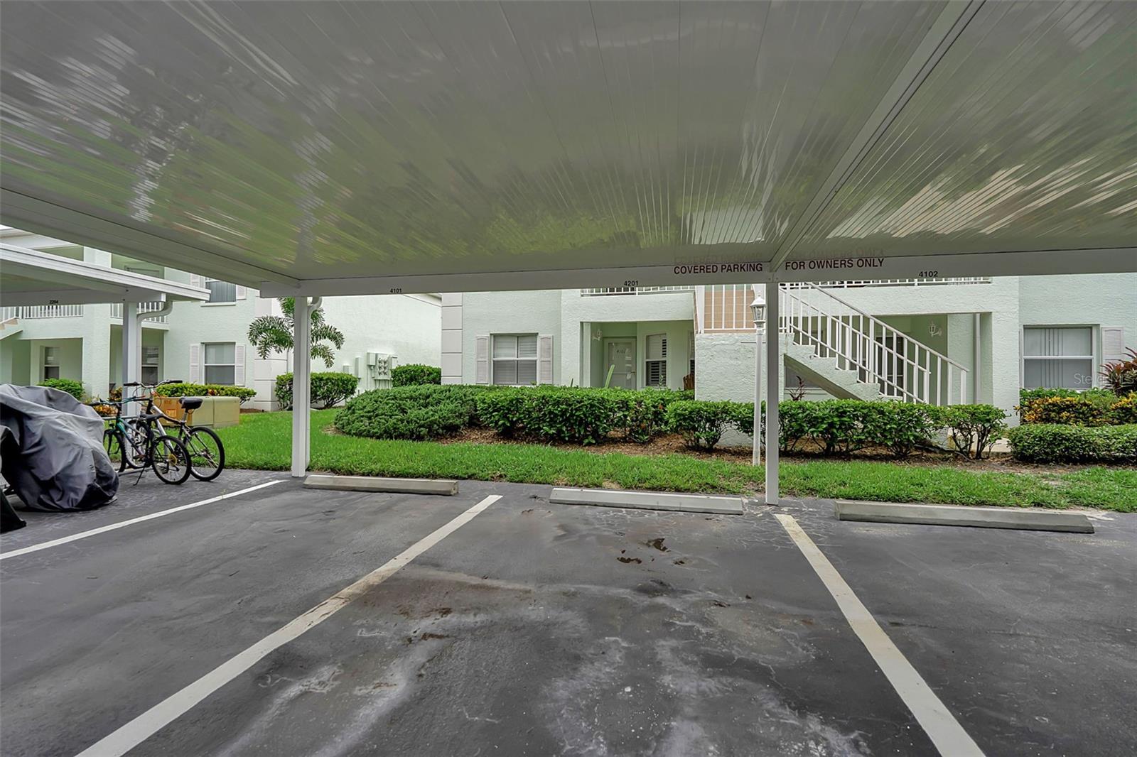 5725 GREENWOOD AVE #4201