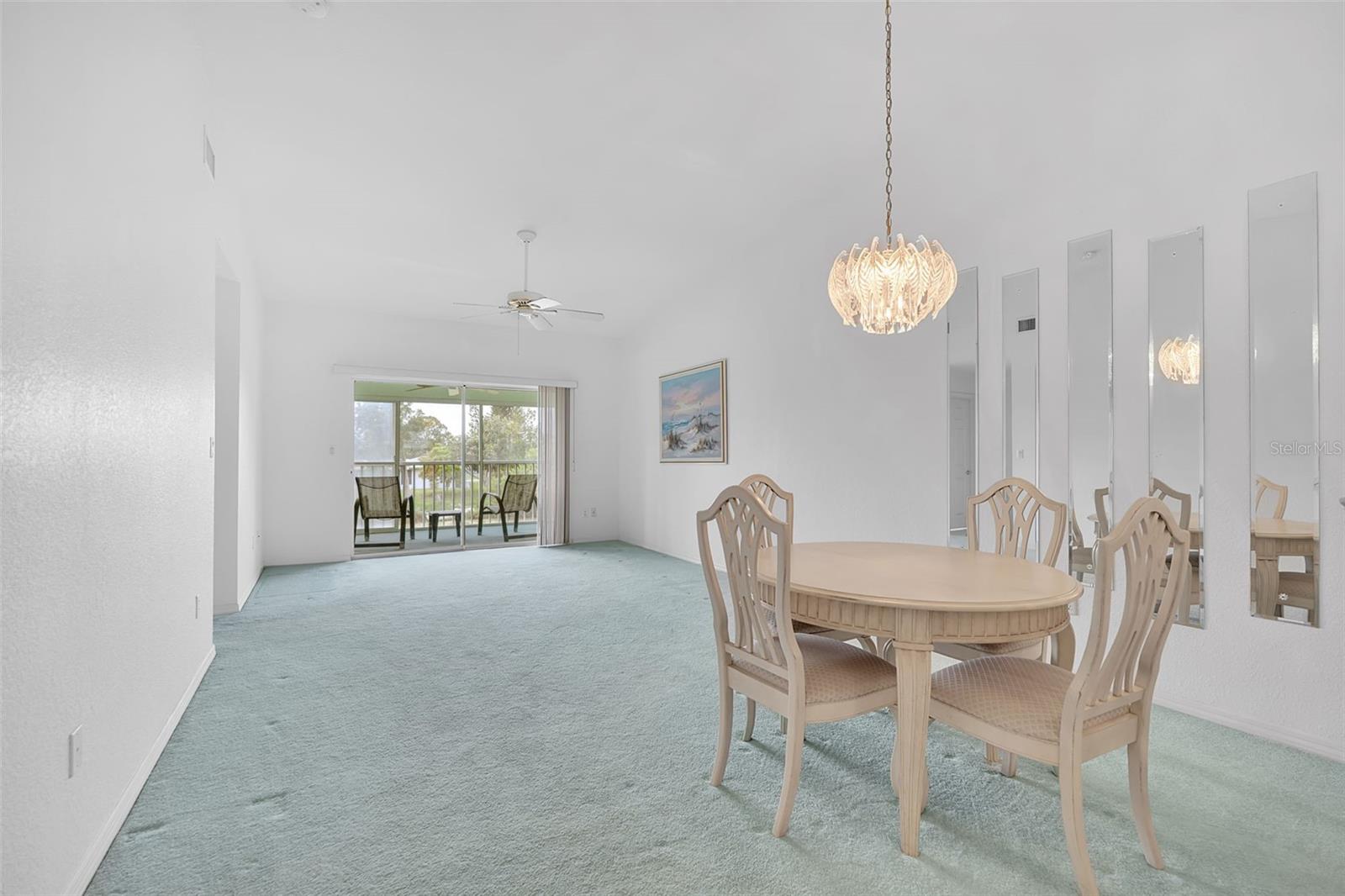 5725 GREENWOOD AVE #4201