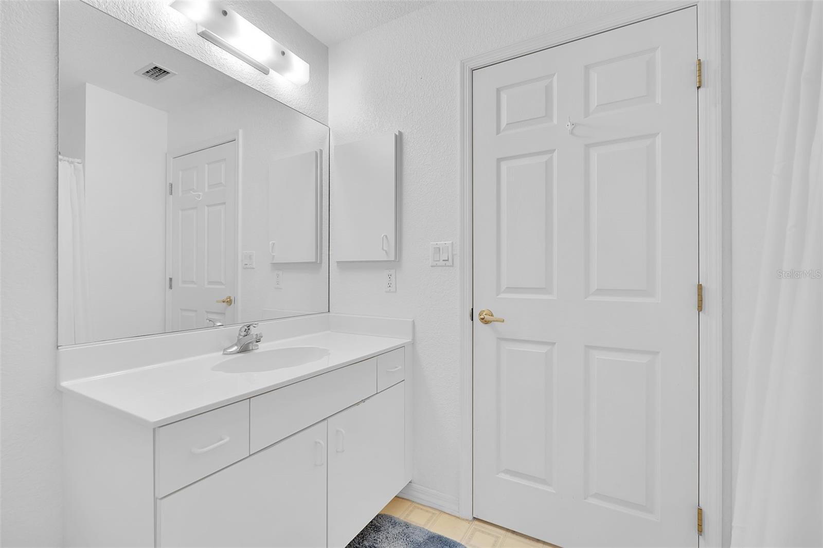5725 GREENWOOD AVE #4201