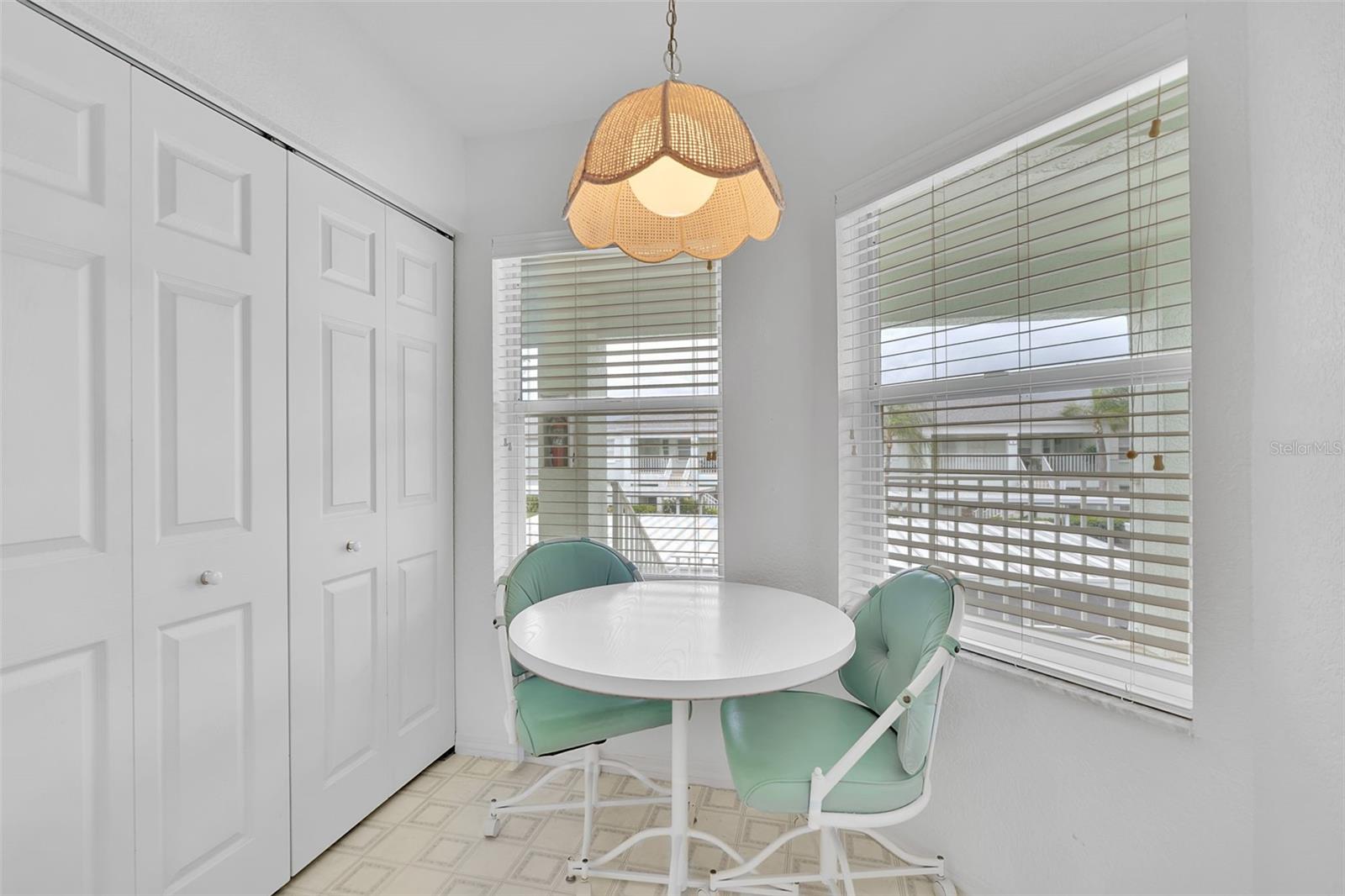 5725 GREENWOOD AVE #4201