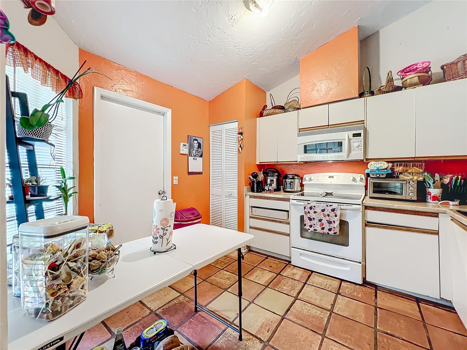 5001 80TH AVENUE CIR E