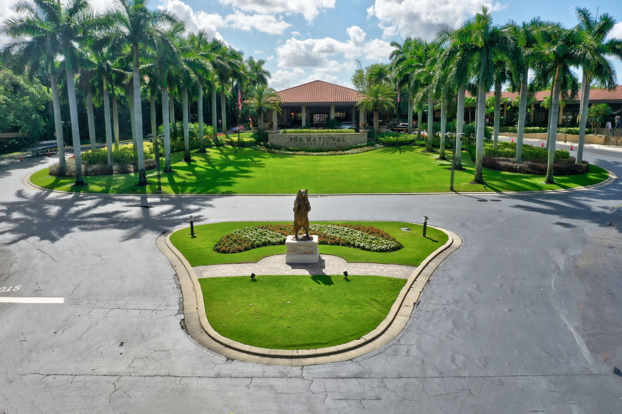 1602 ROSEWOOD Way
