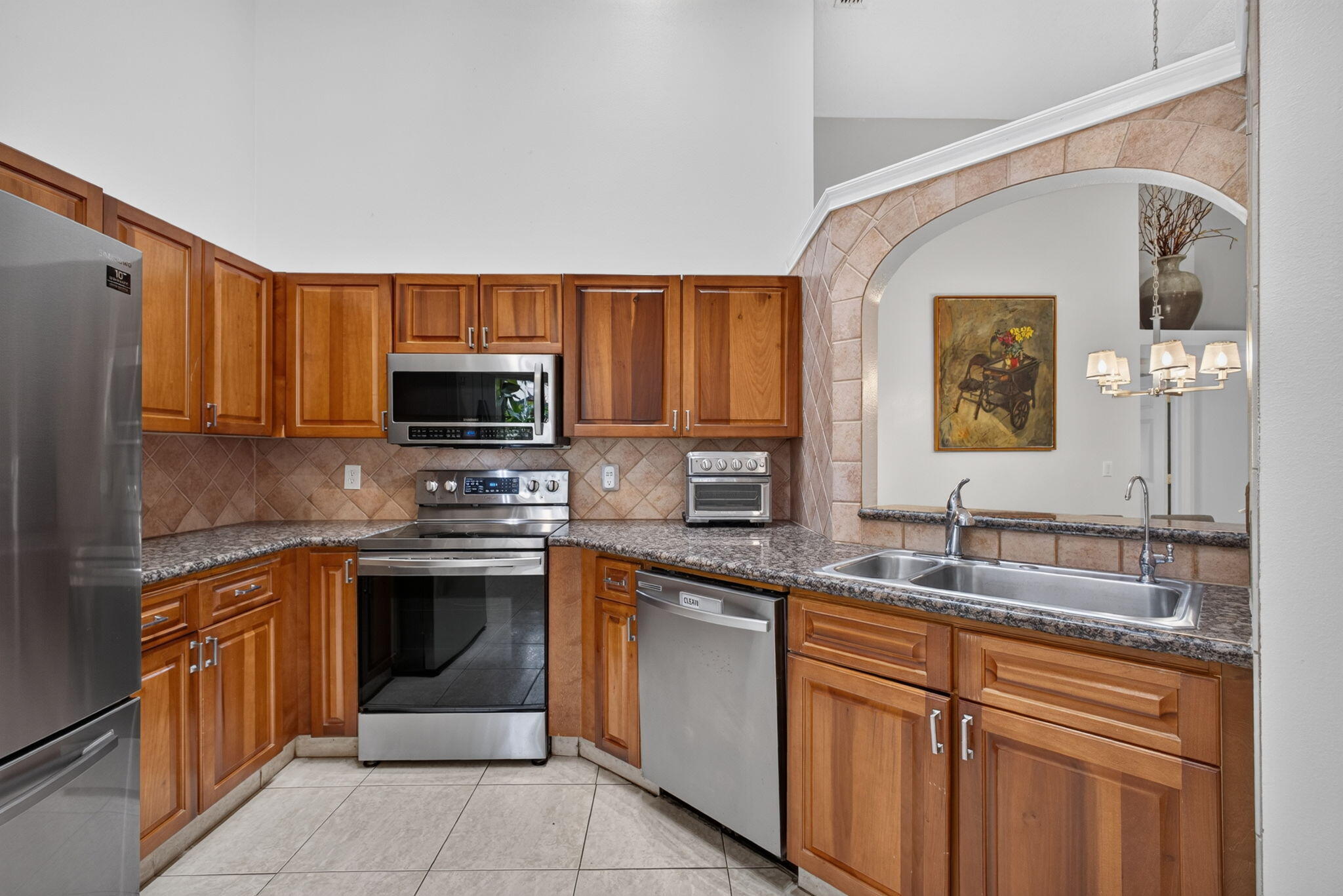 1602 ROSEWOOD Way