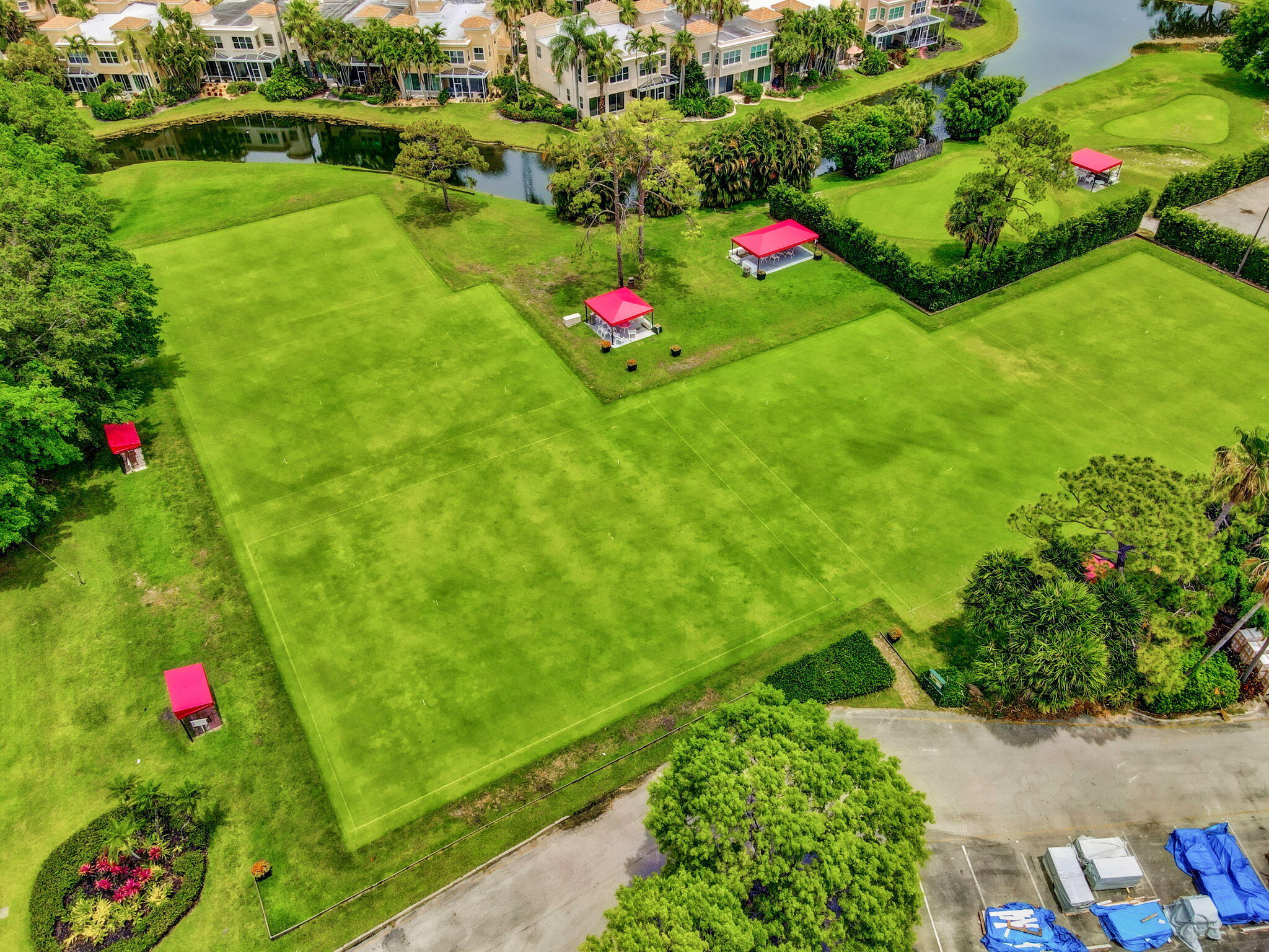 1602 ROSEWOOD Way