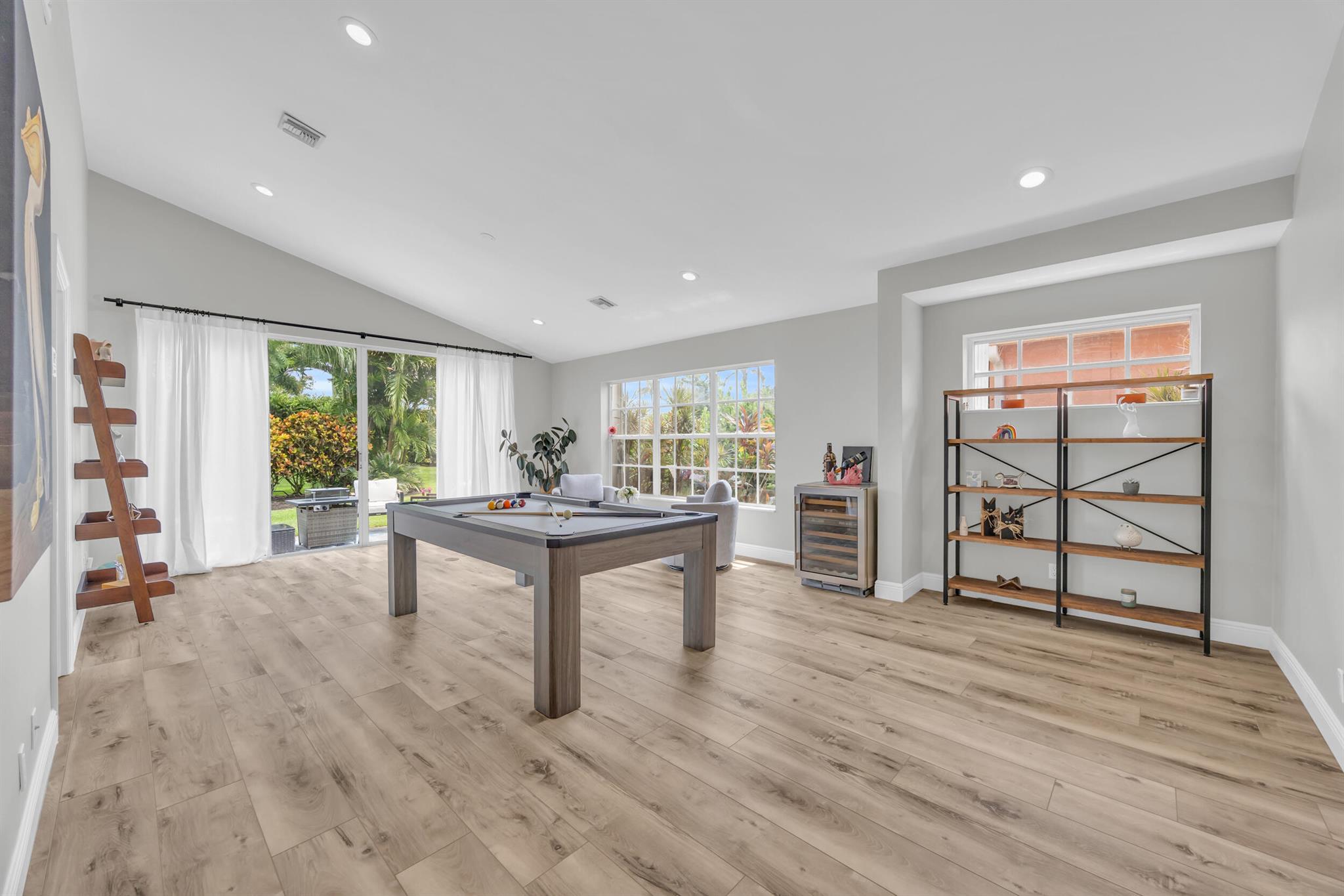 13862 Palm Grove Place