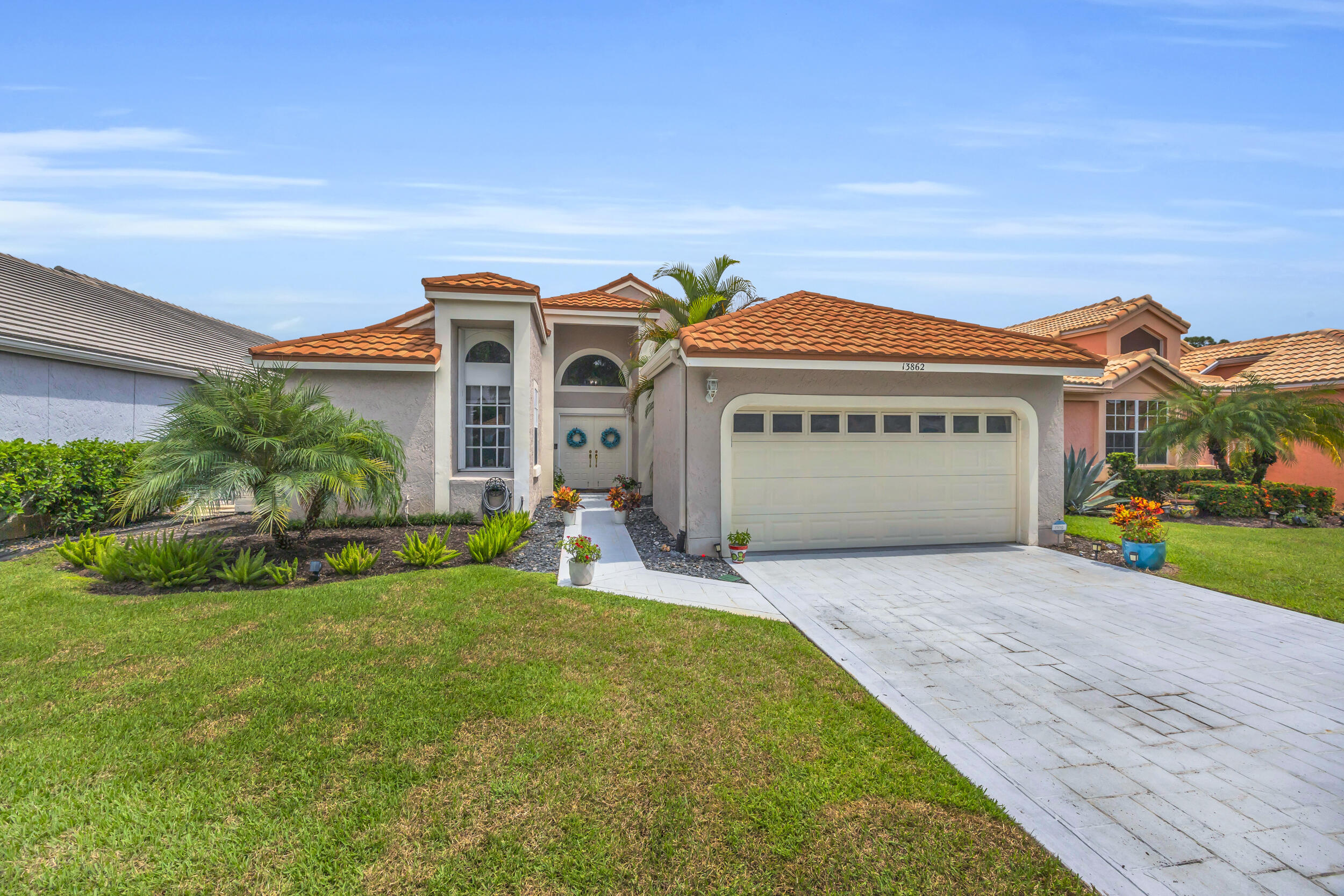13862 Palm Grove Place