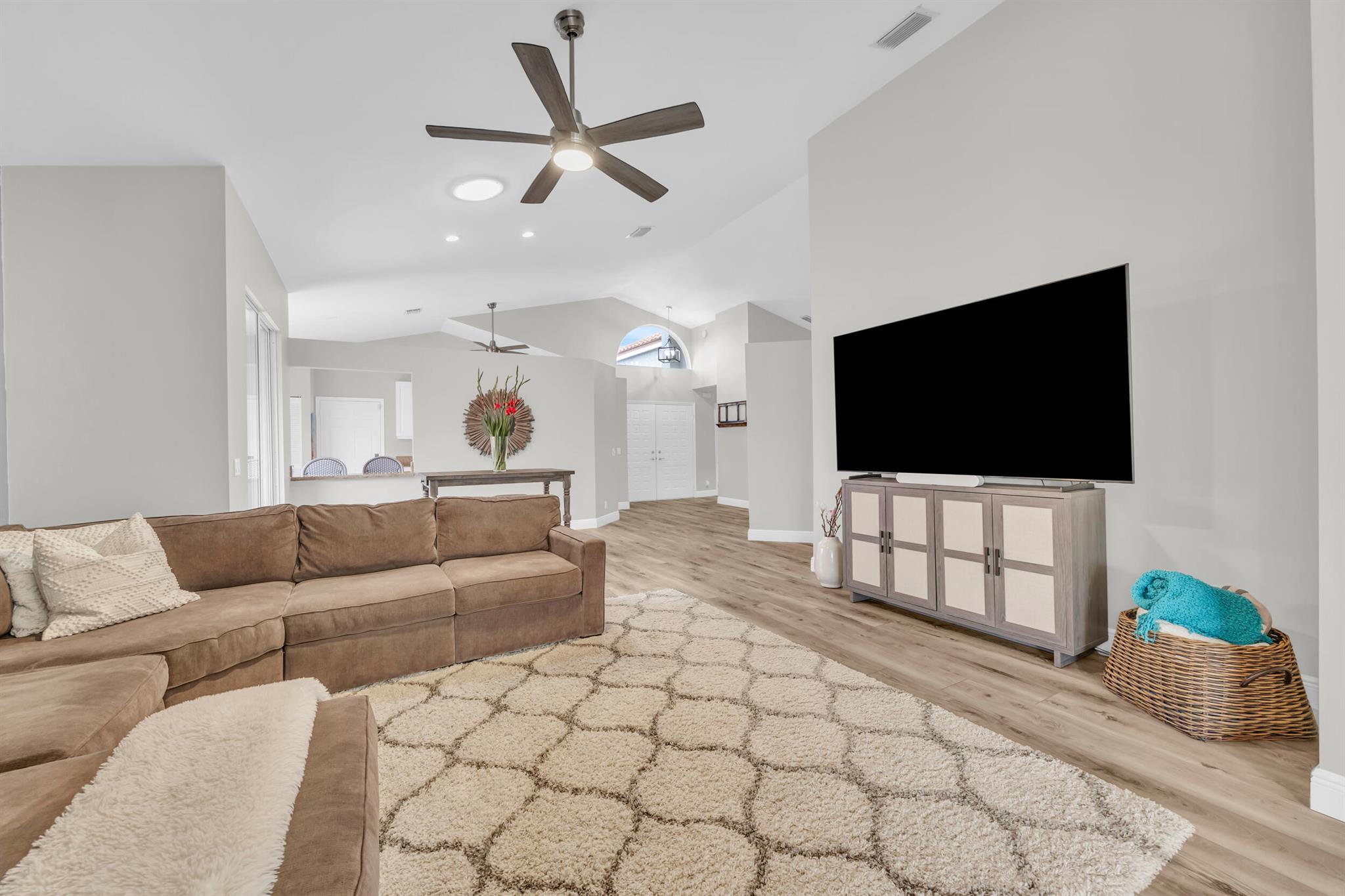 13862 Palm Grove Place