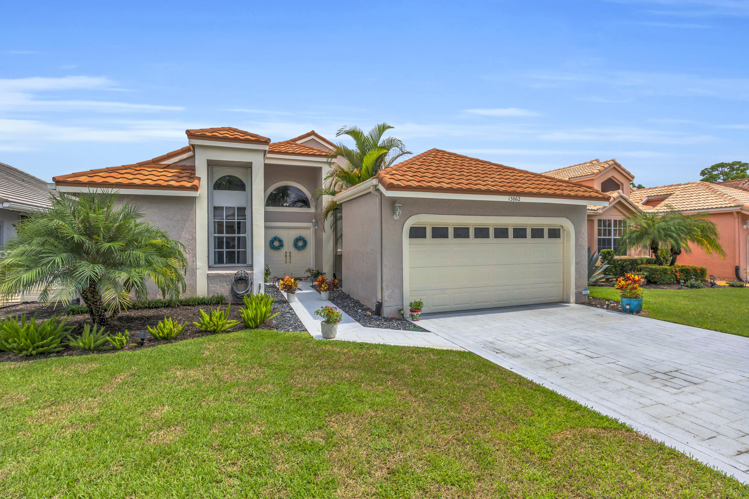 13862 Palm Grove Place