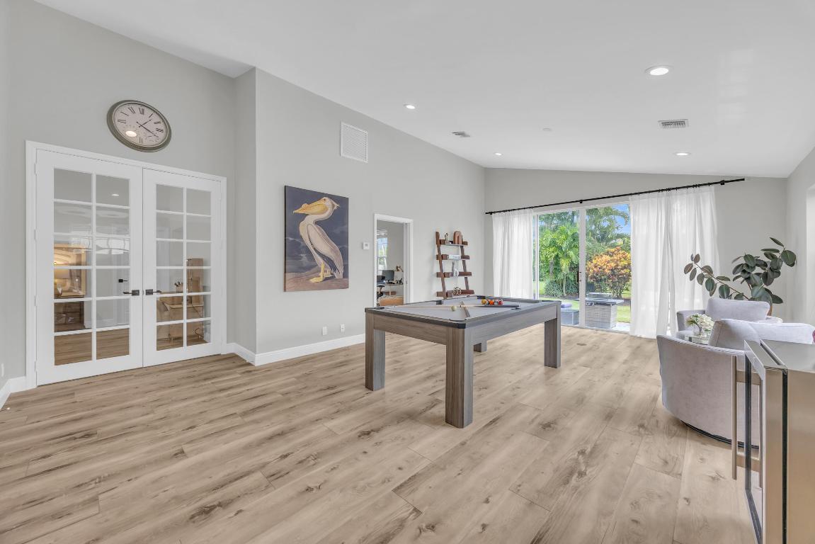 13862 Palm Grove Place