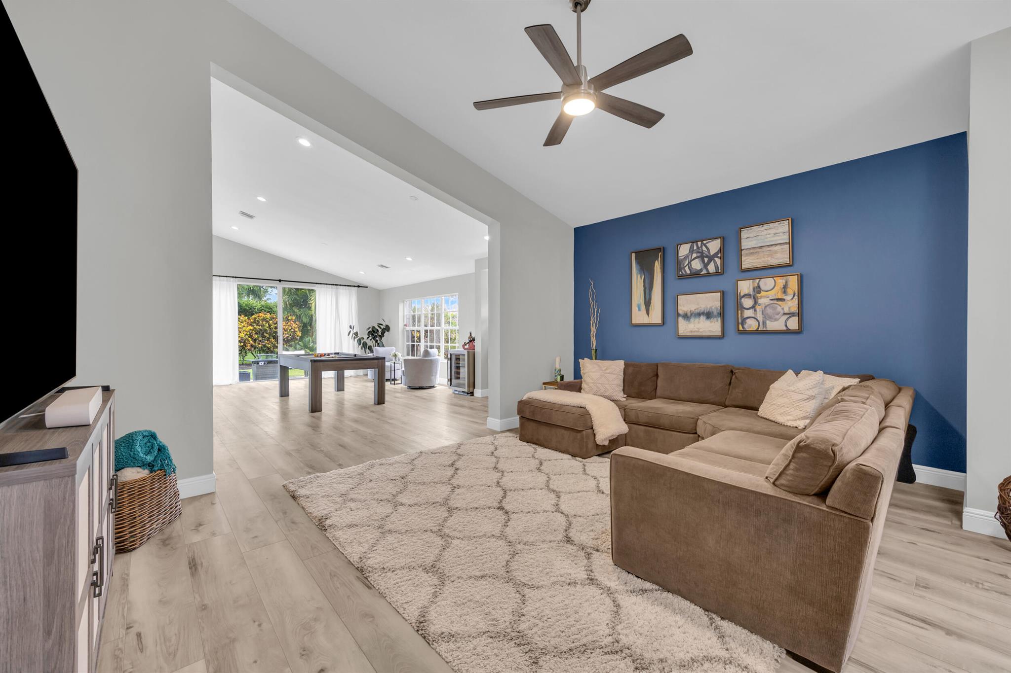 13862 Palm Grove Place