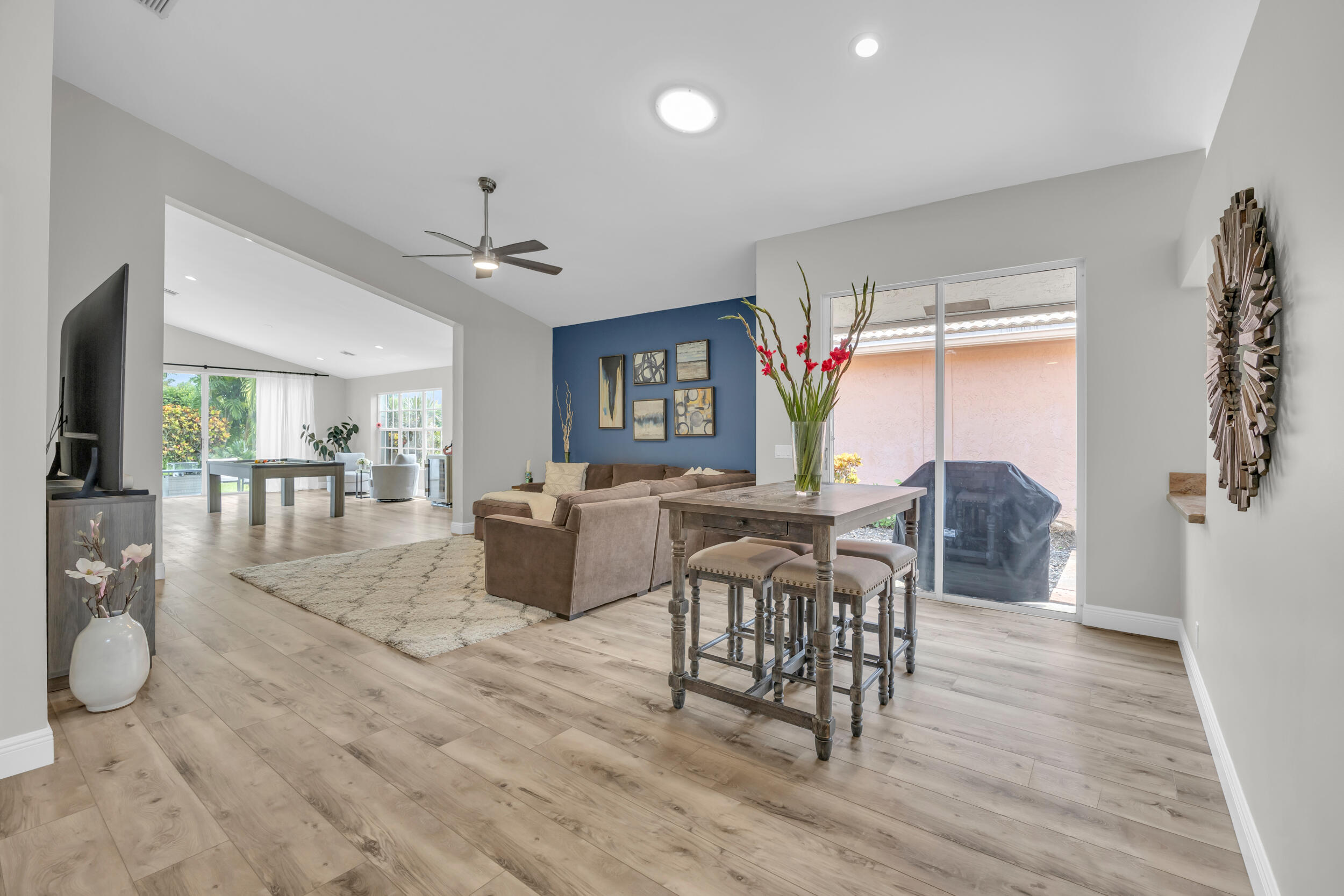 13862 Palm Grove Place