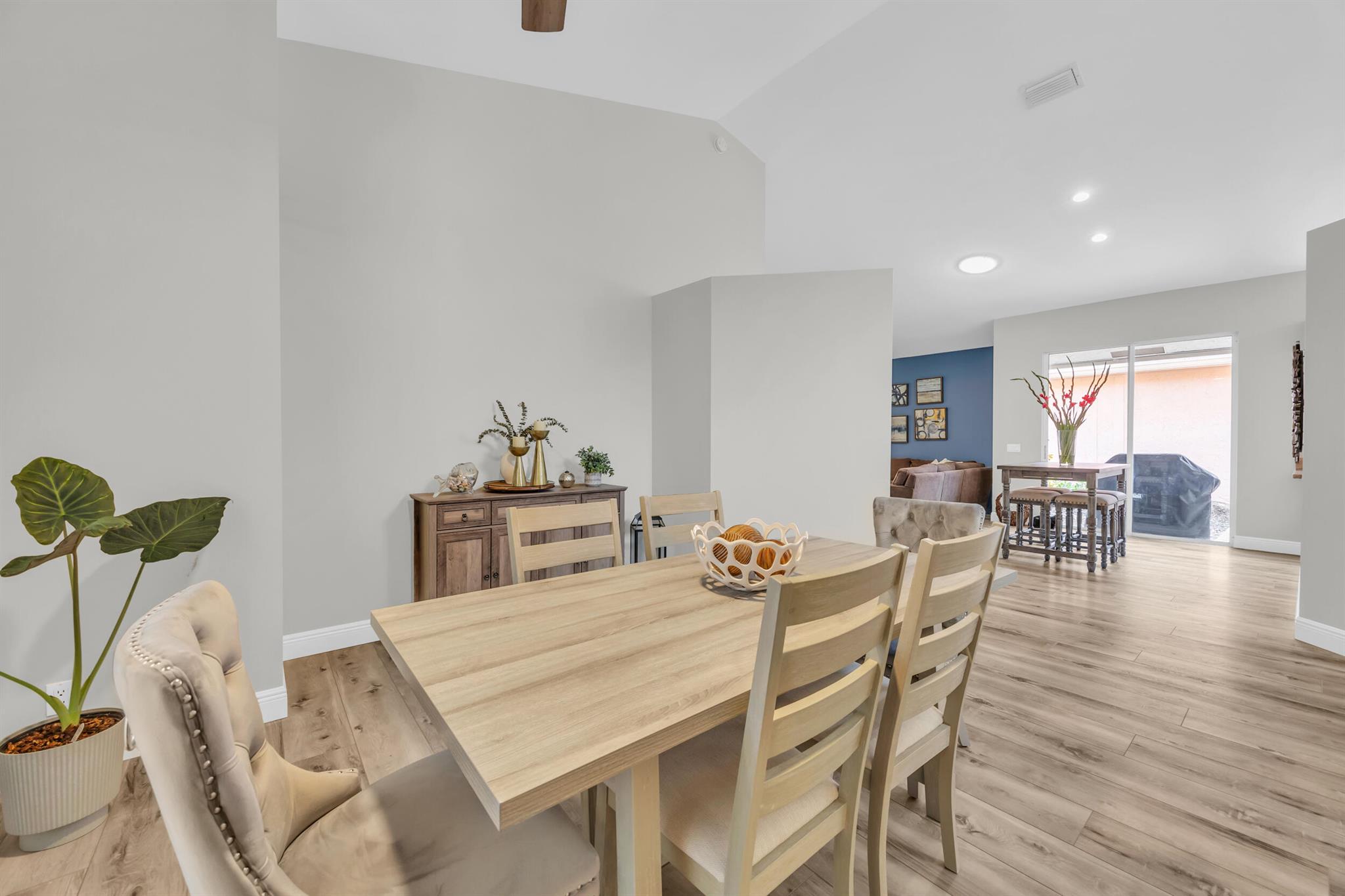 13862 Palm Grove Place