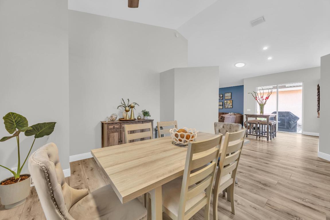 13862 Palm Grove Place