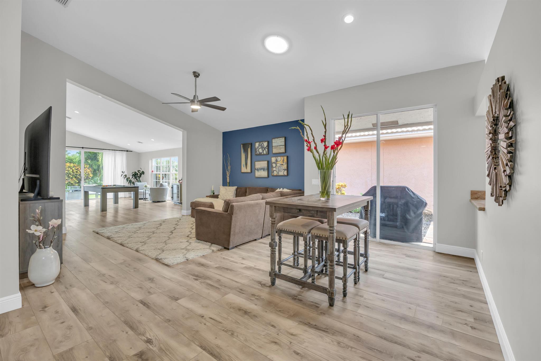 13862 Palm Grove Place