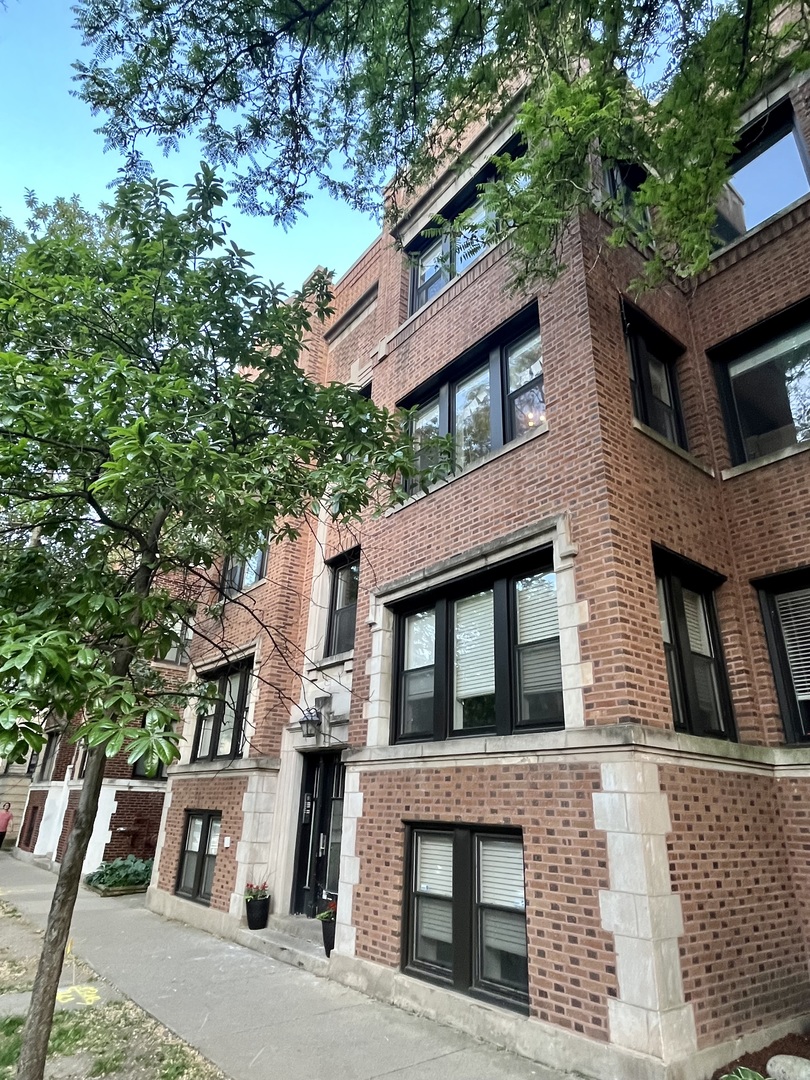 1455 W Winnemac Avenue Unit: 1