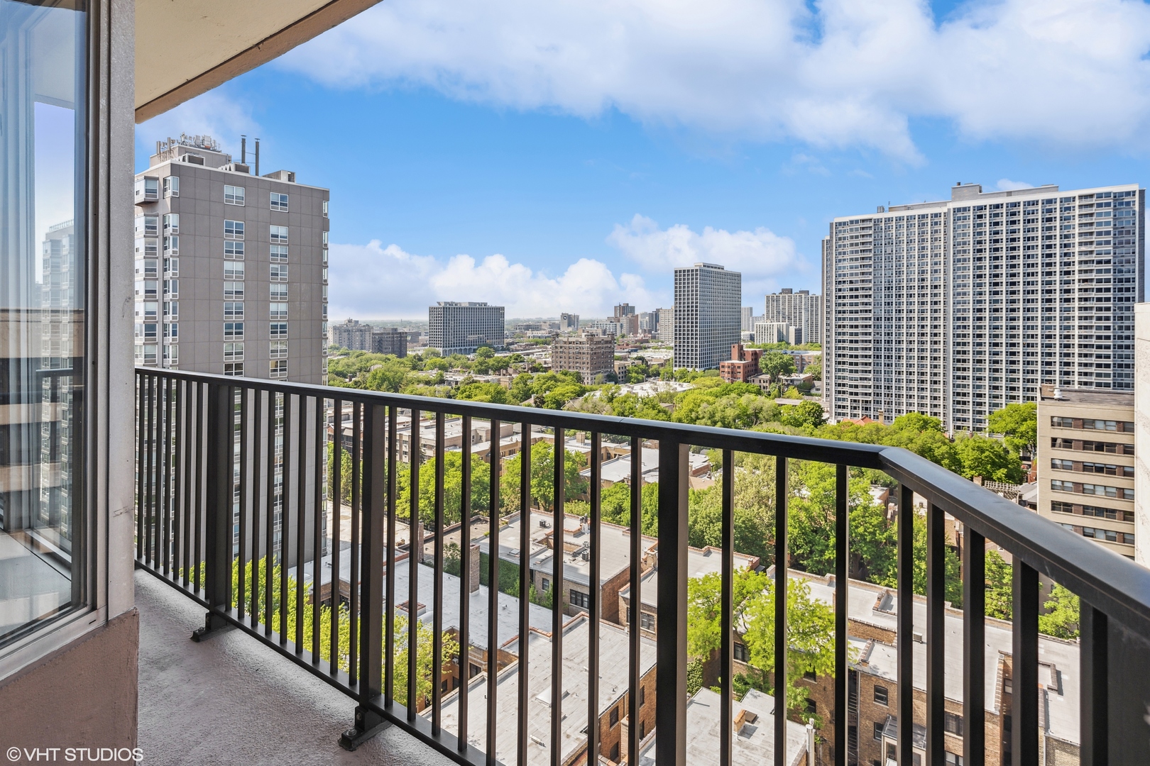 4170 N Marine Drive Unit: 17K
