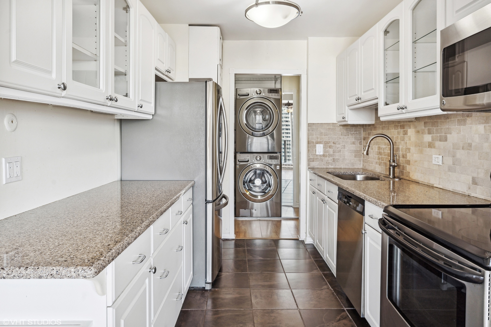 4170 N Marine Drive Unit: 17K
